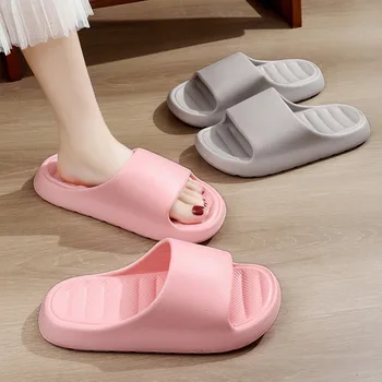 Новые модные женские сандалии с противоскользящей износостойкой подошвой из ЭВА на толстой подошве, удобные мужские домашние тапочки, шлепанцы для ванной на лето