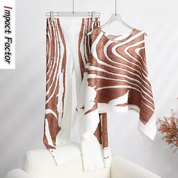Модный комплект Miyake высокого класса, женский темперамент 2024, свободный топ без рукавов с принтом в нерегулярную полоску, плиссированные брюки, комплект из двух предметов